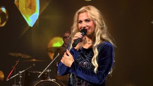 Марина Соболева"Обернусь звездопадом" Хит!Чудная песня!