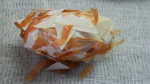 Крашеные яйца зеленкой (зеленые)