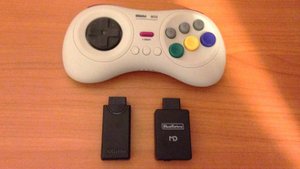 Беспроводные геймпады на Sega Megadrive.