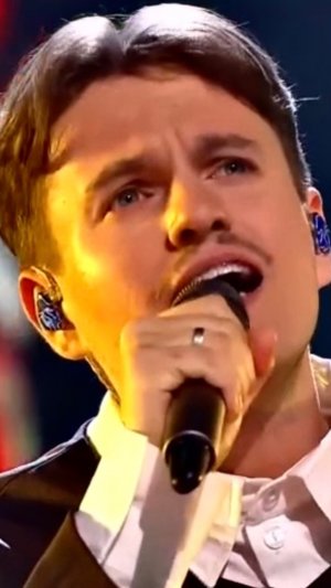 АРТУР АРЖАКОВ | НУ КА ВСЕ ВМЕСТЕ | КАВЕР-ГРУППА АЙВАЗОВСКИЙ ОРКЕСТРА