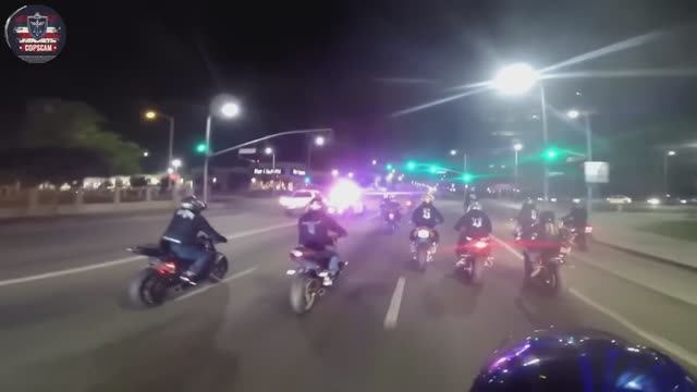 САМЫЕ ЖЕСТОКИЕ полицейские погони на высокой скорости, снятые на видеорегистратор 2025 года!#10 смотреть онлайн