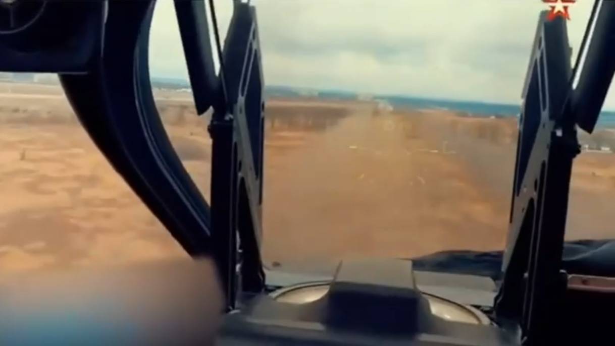 Мы вгрызаемся в Мариуполь смотреть онлайн