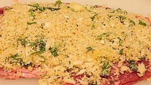 Мясо с базиликом в духовке