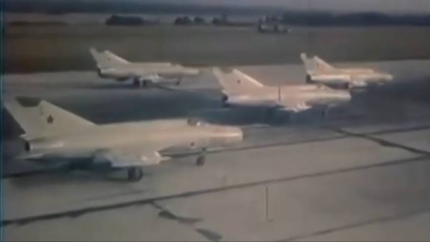 Есть тольно миг...Ослепительный МиГ-21 смотреть онлайн