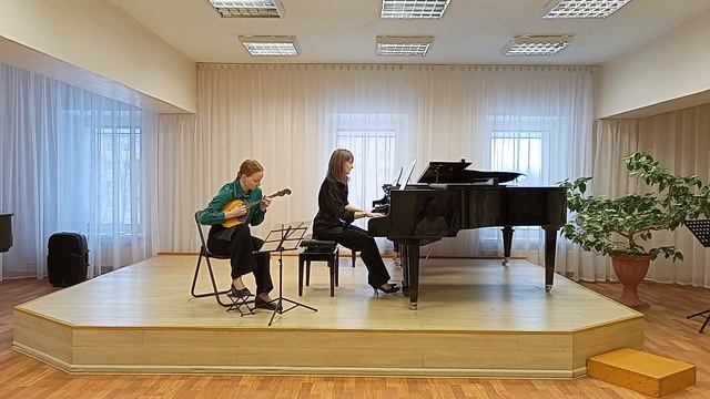 Староверова Мария Сергеевна, Пигилёва Алёна Владимировна. Броннер "На улице дождик". смотреть онлайн