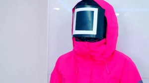 ИГРА В КАЛЬМАРА В РЕАЛЬНОЙ ЖИЗНИ С ПИТОМЦАМИ | ЭТО ОПАСНЕЕ КАРАМЕЛЬНЫХ СОТ ! СТЕКЛЯННЫЙ МОСТ