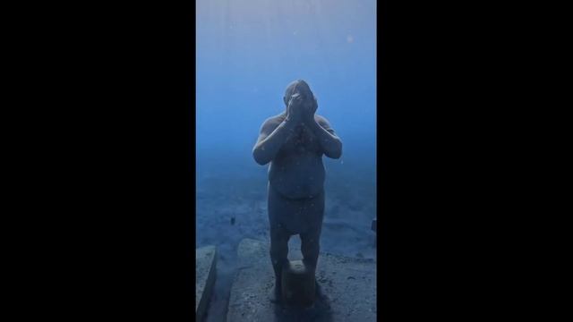 Парк с подводными скульптурами