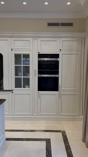 МЯГКАЯ КЛАССИКА У КАНАЛА В МИЛЛЕНИУМ ПАРКЕ #москва #загородныйдом #элитнаянедвижимость смотреть онлайн