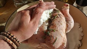 Курица с солью в духовке