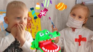 😷 НА ПРИЕМЕ У СТОМАТОЛОГА🏥 ДЕТСКИЙ ВРАЧ 🤨СЛАДОСТИ 🍭ЧИСТИМ ЗУБЫ 🦷