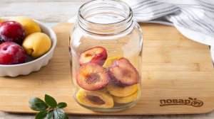 Компот из абрикосов и слив