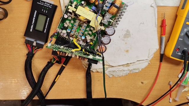 Seasonic X Series 1050gold. Не запускаеться в Пк.
