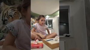 Делаем дымковскую игрушку
