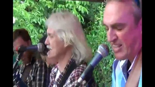 The Eagles - Hotel California Иглз - Отель Калифорния Reloaded смотреть онлайн