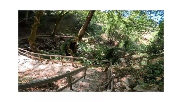 Водопад Катарактис Καταρράκτης Αγίου Ταξιάρχη