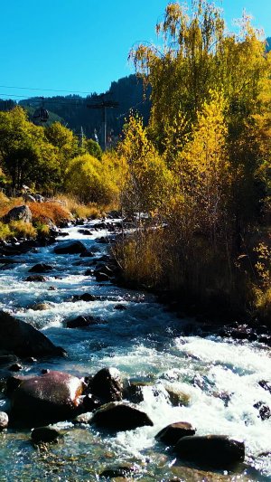 Осень . Урочище Медеу