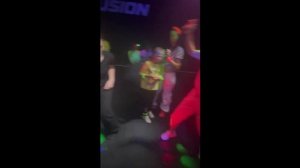 "Неоновая вечеринка-2025"