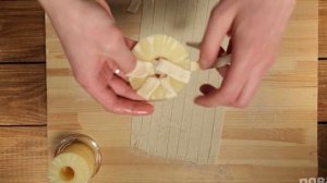 Кольца ананасов в тесте