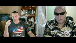 Стоять, полиция.