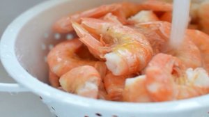 Лёгкий салат из креветок