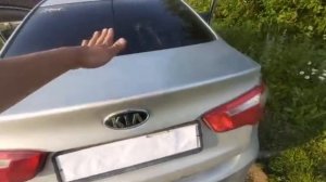 Установка амортизаторов в багажник Киа Рио 3