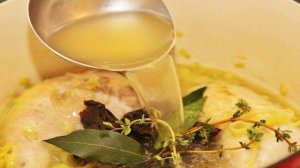 Луковый суп с курицей