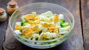 Крабовый салат с семгой