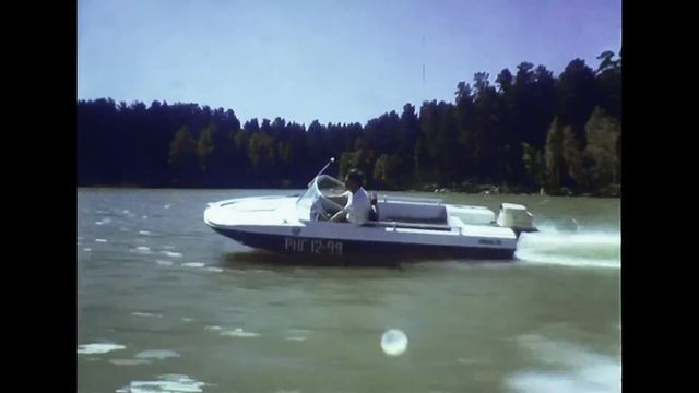Лодки Сибирячка, ОБЬ-3 и складная охотничья / Реклама СССР