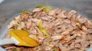 Мясо по-строгановски в мультиварке