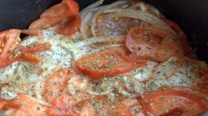 Курица с помидорами в мультиварке