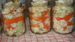 Капуста, маринованная на зиму в банках