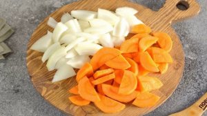 Курица с овощами в собственном соку