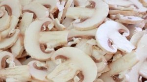 Мясо с грибами с сливочном соусе