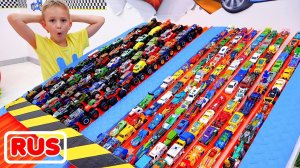 Дети собирают коллекцию игрушечных машинок | Hot Wheels Monster Trucks! Видео от Влада и Ники!