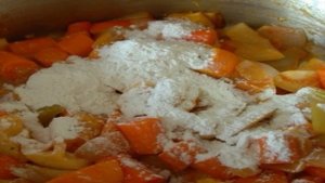 Курица с овощами в цитрусовом соусе