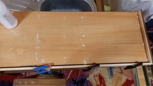 Полка над раковиной