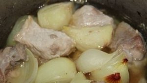 Мясо в сливочном соусе