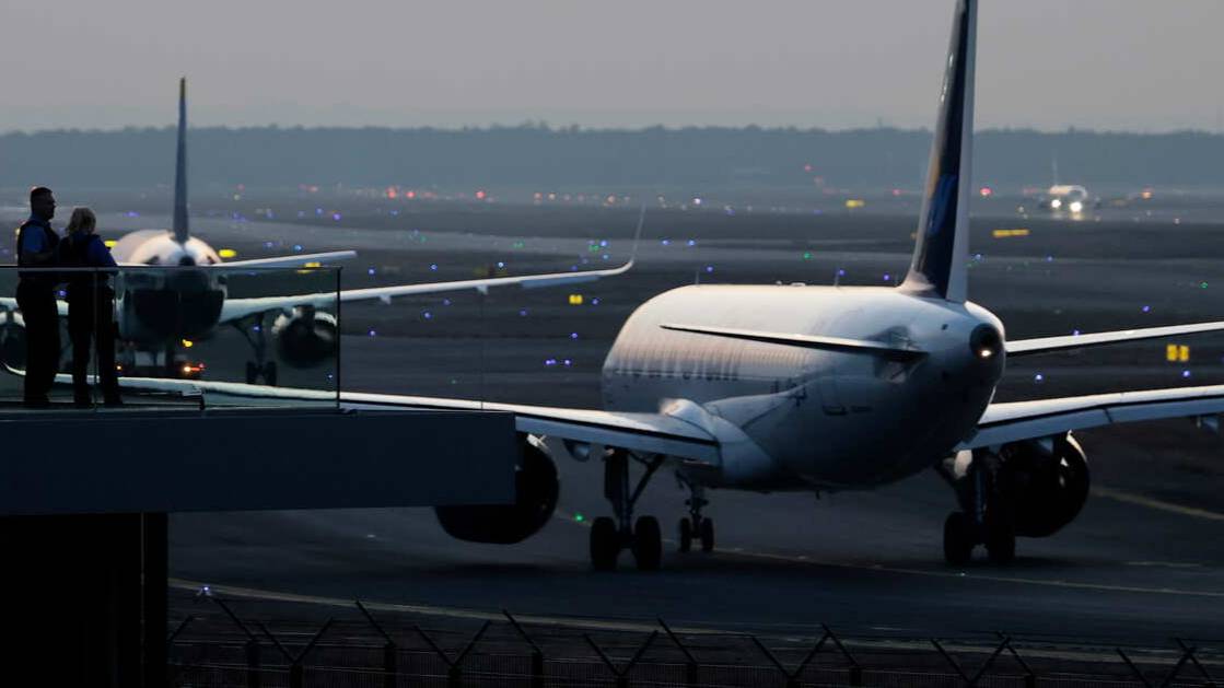 БПЛА в аэропорту Франкфурта запустил оператор-любитель смотреть онлайн