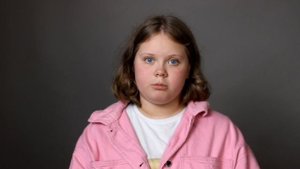 Суворова Александра.  Визитка. Грусть