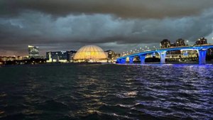 В телефоне бомба!