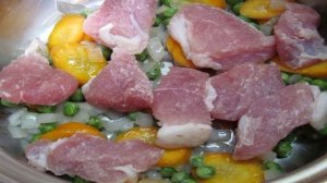 Мясо, тушеное в томатном соусе (Spеzzatino al pomodoro)