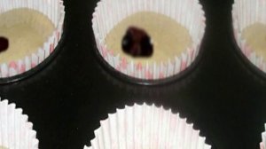 Кекс из смородинового варенья