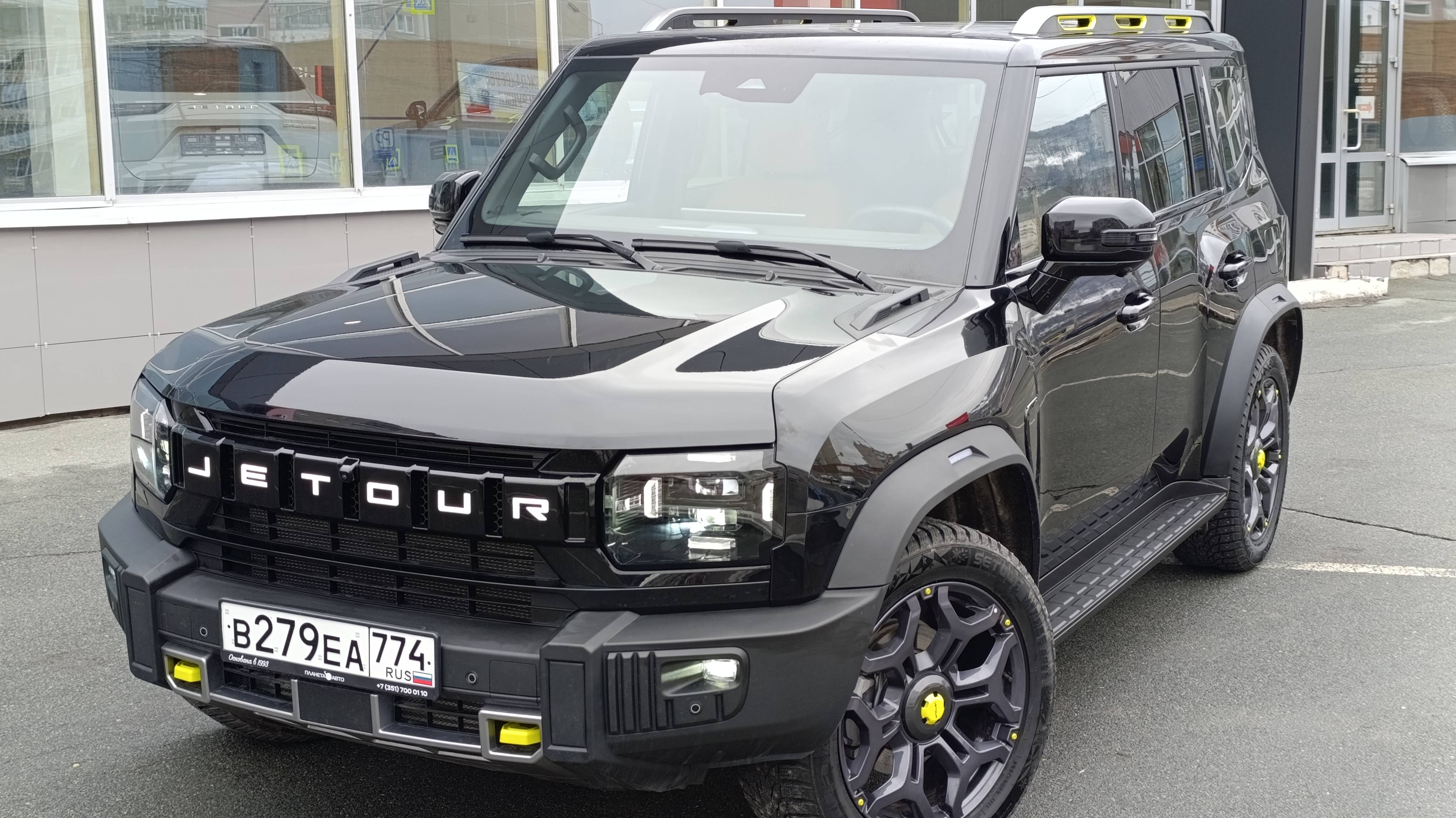 Обзор автомобиля JETOUR T2 смотреть онлайн