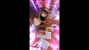 "Яблоко с листочком"