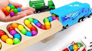 Для детей игры. Гонка шариков волновой склон. Экскаватор, Мусоровоз, Самосвал, Скорая помощь