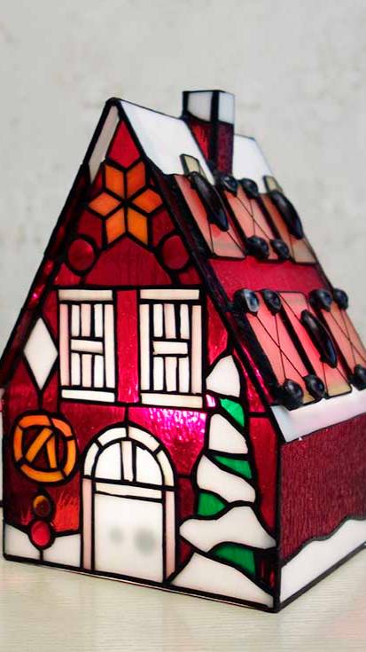 Светильник в виде пряничного домика RCN 64