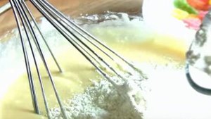 Маффины с цукатами в формочках