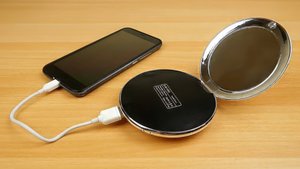 Заряжаю смартфон от зеркальца! Три необычных пауэрбанка!