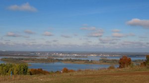 На велосипеде по  по правому берегу  Волги.