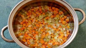 Минестроне с песто